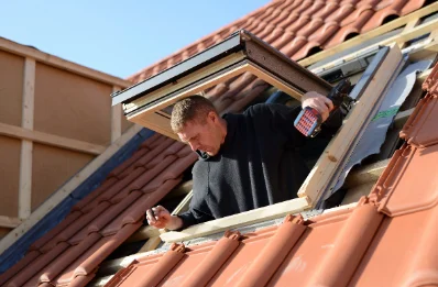 Pose de fenêtres de toit Velux à Vouhenans